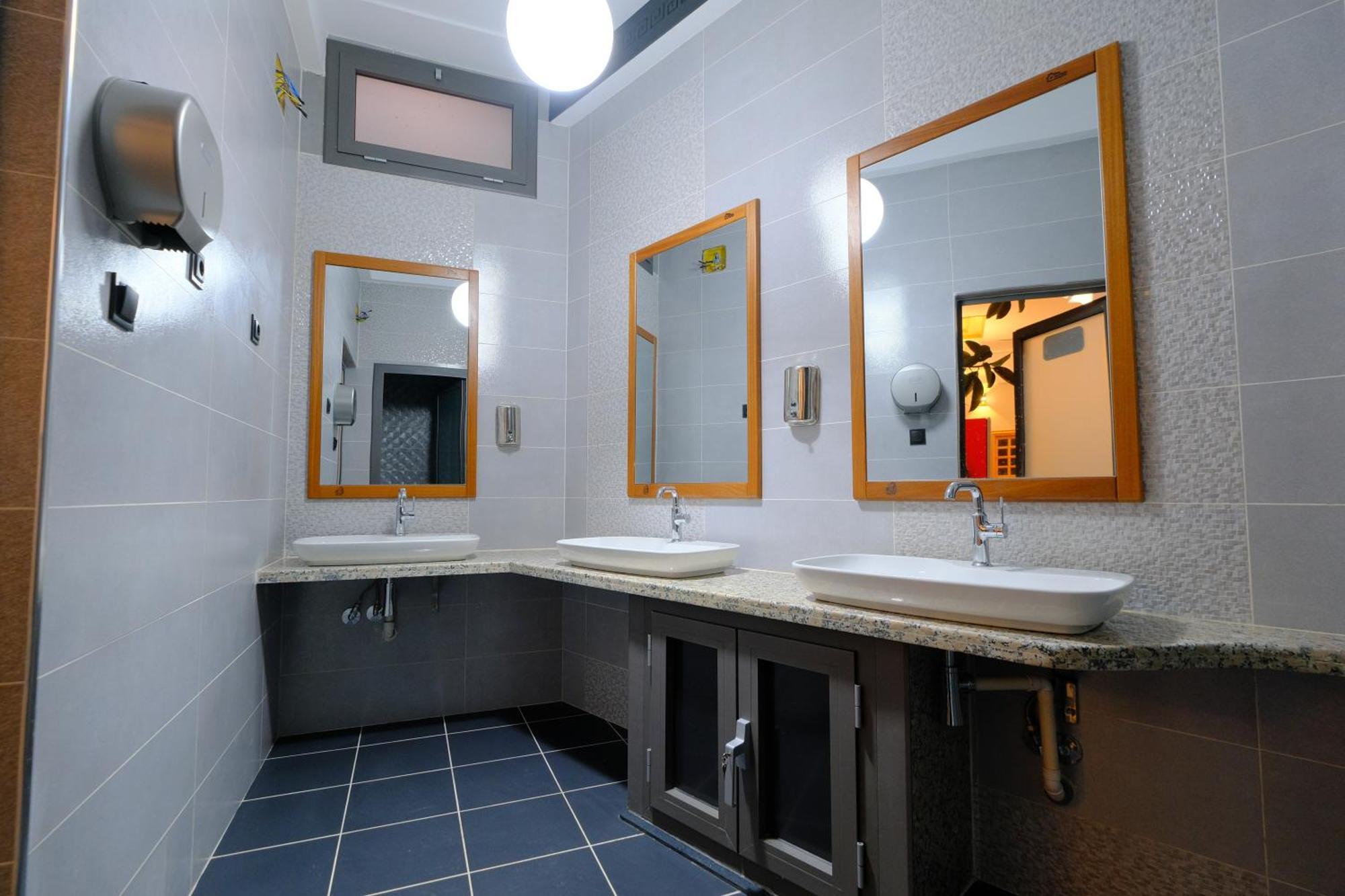 Hotel Baba Arroudj جيجل المظهر الخارجي الصورة