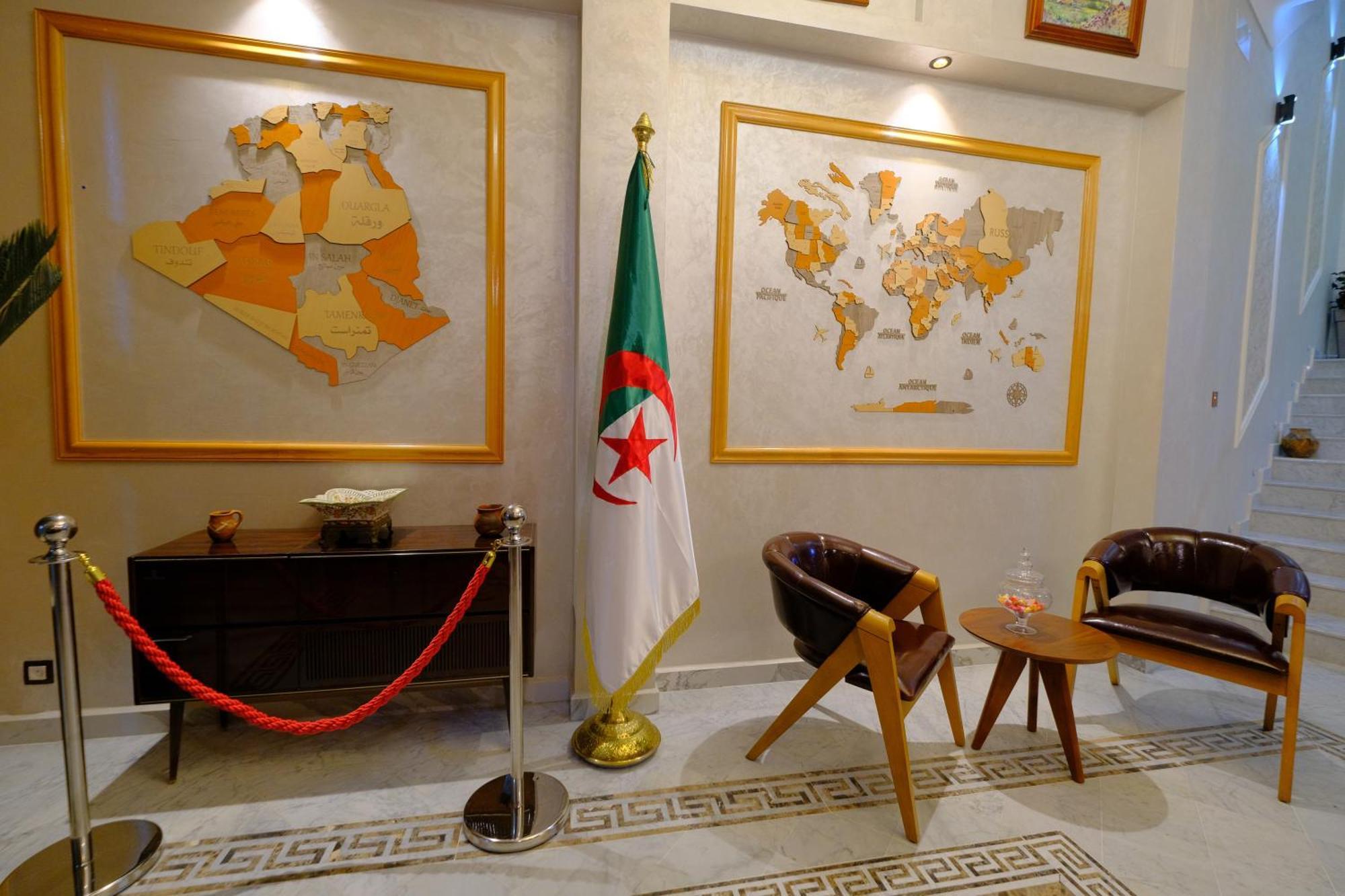 Hotel Baba Arroudj جيجل المظهر الخارجي الصورة